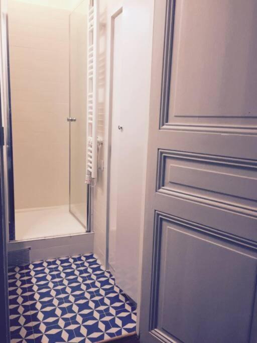 Appartement De Charme De 60 M2 Entre Montmartre Et Batignolles Paris Exterior photo